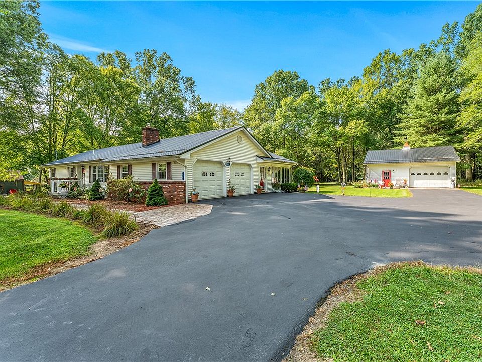 1st image of 5389 Tamarack Dr