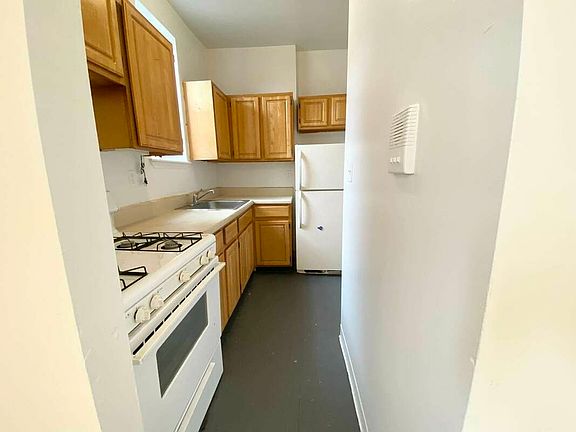 2nd image of 53 E 130th St #6D