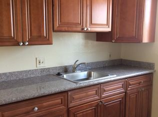 14108 Sylvan St APT 7, Van Nuys, CA 91401