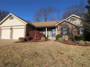 1 Harvest Wind Ct, Saint Louis, MO