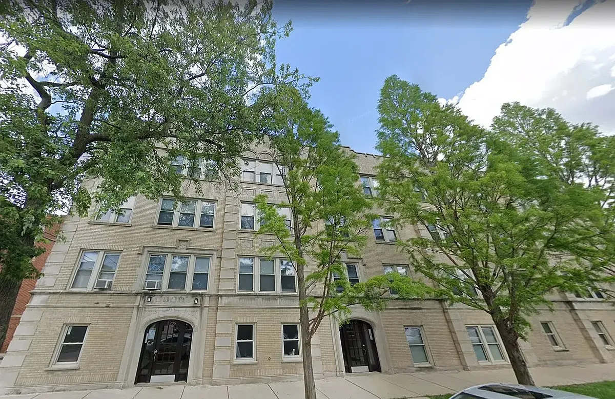 Building Photo - 5201 N Bernard St #3