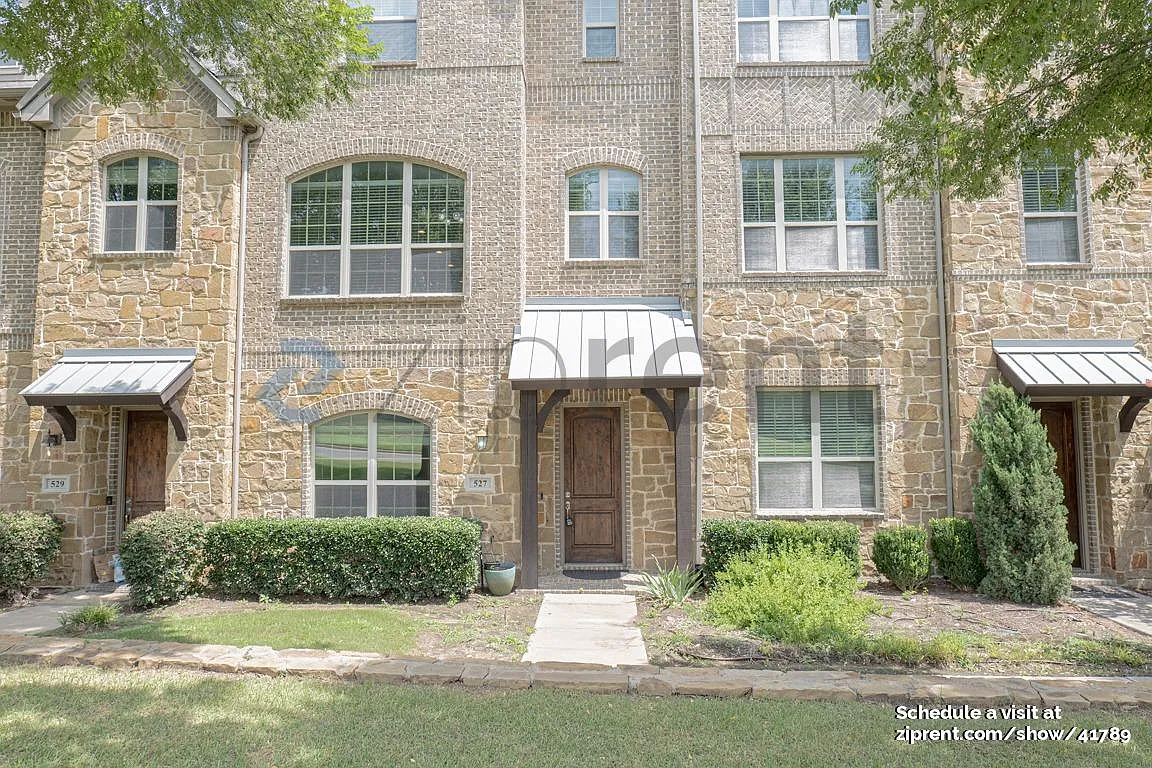 4 bed, 2178 sqft, $3,100 — Photo 3