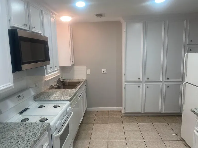 5607 Belmark St — Photo 7