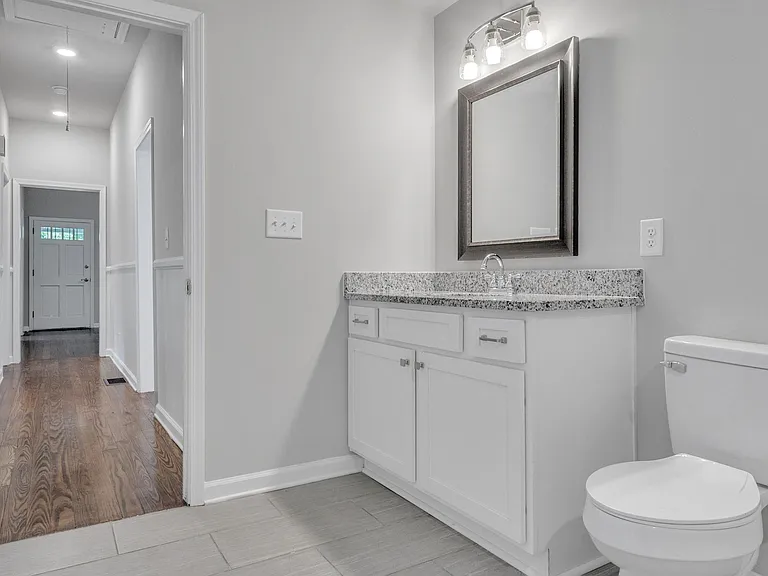 485 N Fairview Ave — Photo 17