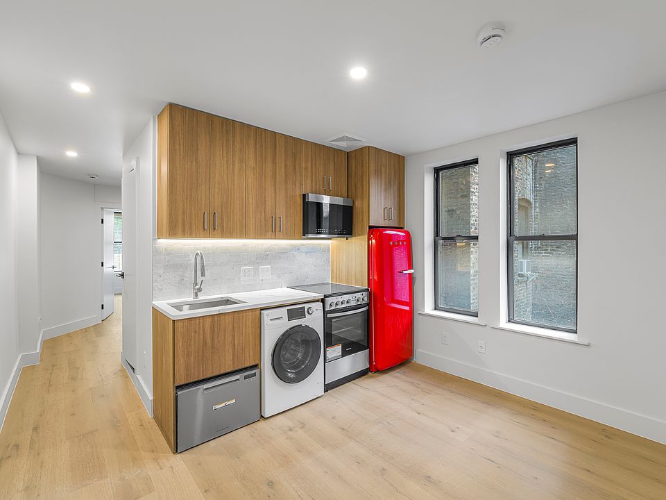 1st image of 236 W 15th St APT 26
