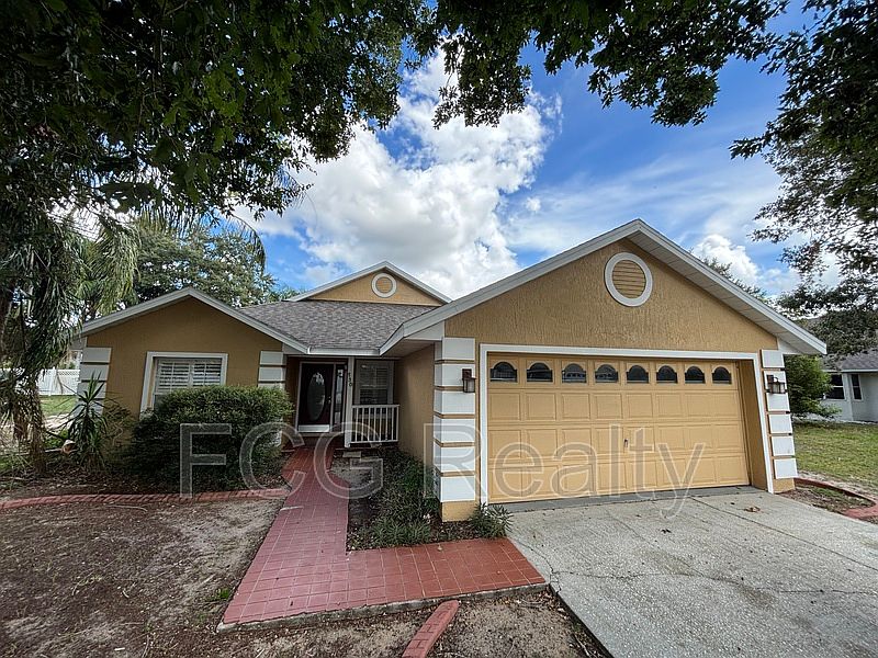 1st image of 130 Cedarpark Ln