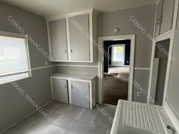 1926 N Mason St, Saginaw, MI 48602
