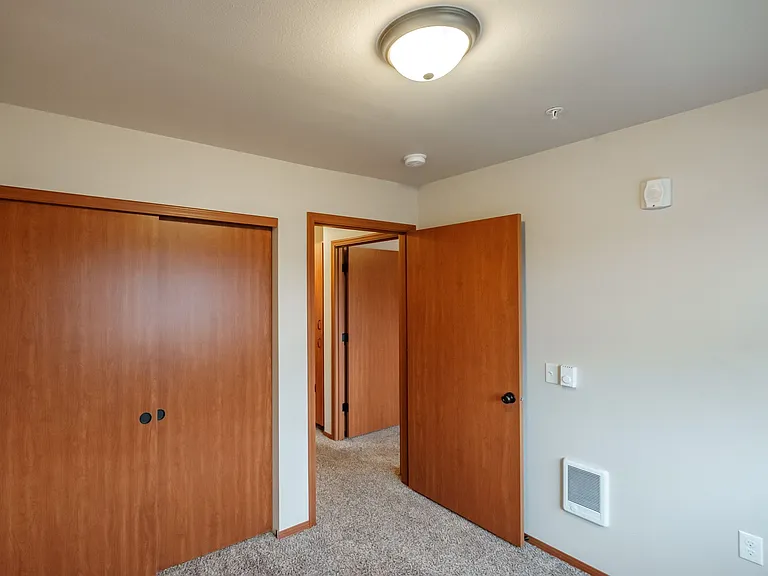 Lafayette Place Apartments — Photo 49