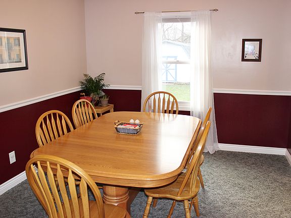 5th image of 219 Travis Ct