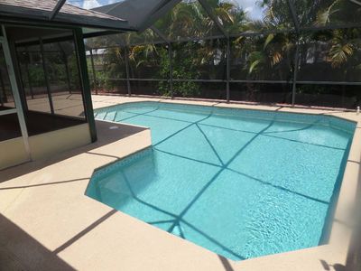 607 SE Crescent Ave, Port Saint Lucie, FL, 34984