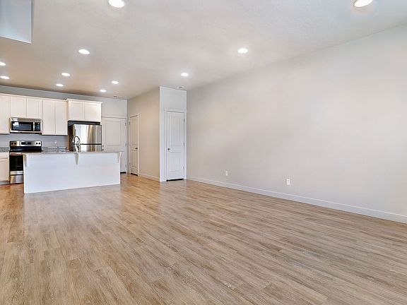 5th image of 4878 S Murray Blvd #7