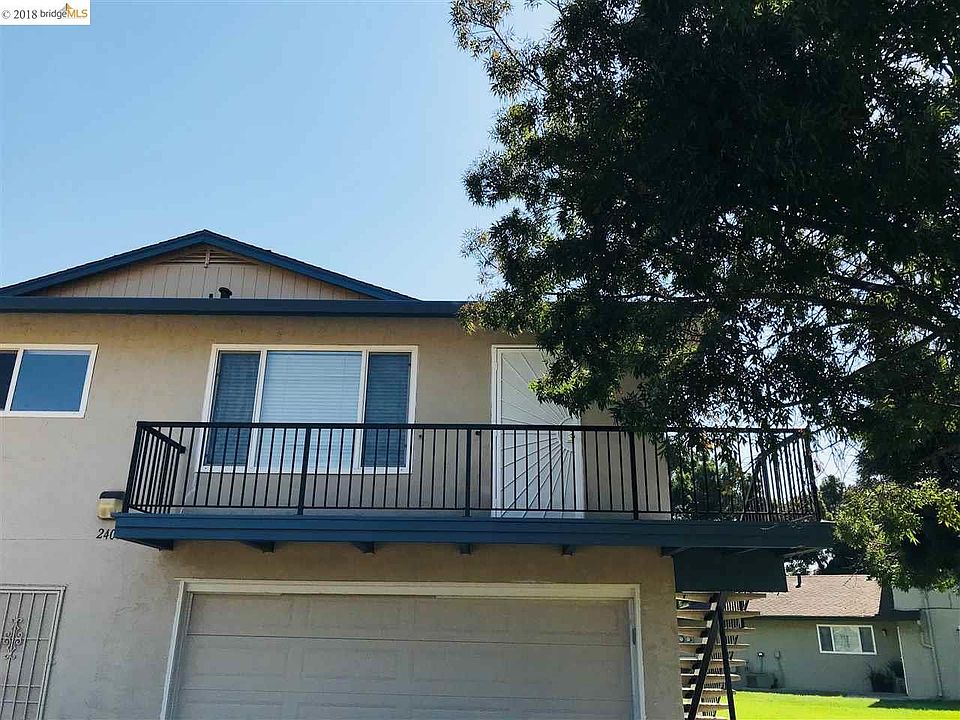 1st image of 2408 Lemontree Ct Unit 4