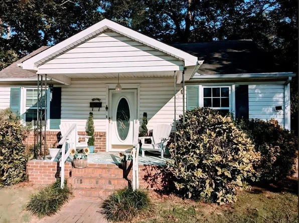 912 7th Ave SE, Decatur, AL 35601