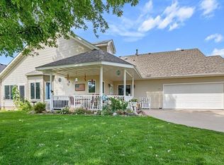 191 Goldfinch Ln, Clearwater, MN 55320