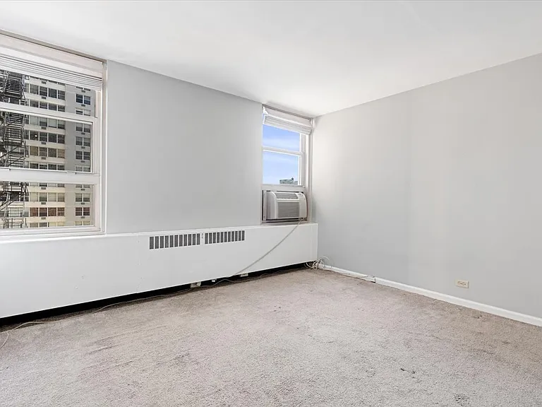 3950 N Lake Shore Dr #627E — Photo 17