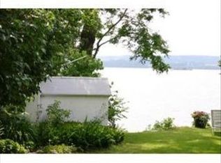2409 Hathaway Point Rd, Saint Albans, VT 05478