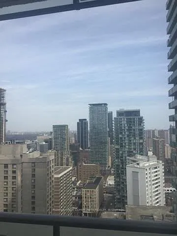 65 Mary St #1011 — Photo 7