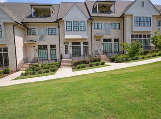 6833 Crescendo Ct, Sandy Springs, GA 30328