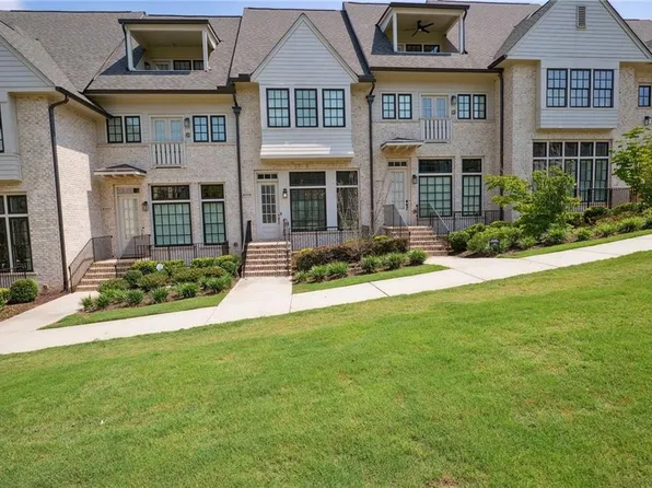 6833 Crescendo Ct, Sandy Springs, GA 30328