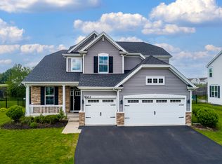 9303 Enstrom Ln, Huntley, IL 60142