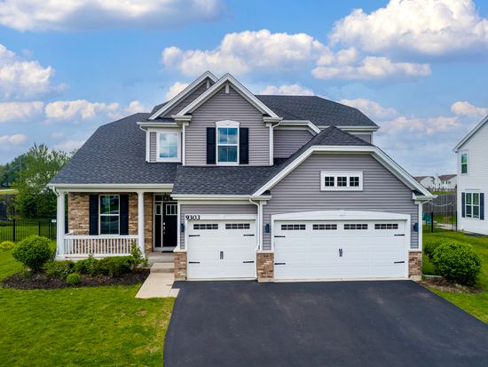 9303 Enstrom Ln, Huntley, IL 60142