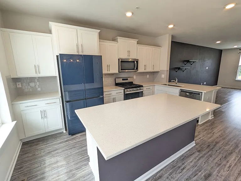 5143 Constitution St — Photo 24