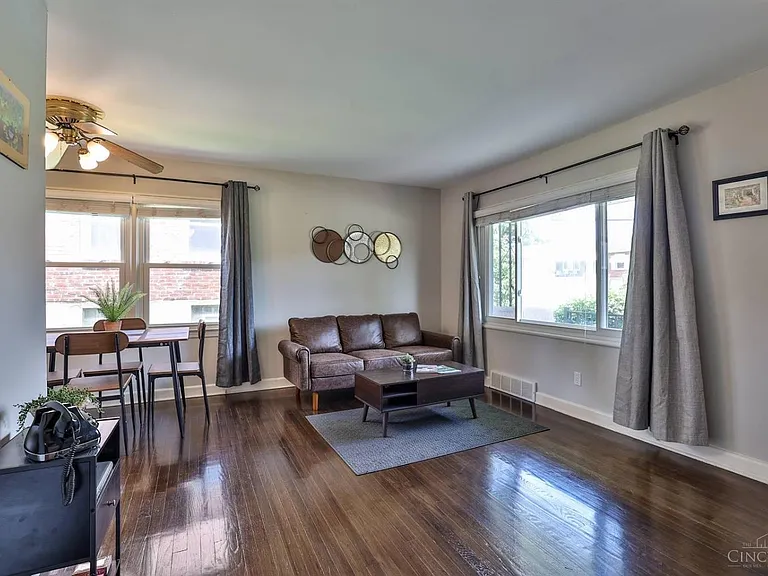 8651 Wicklow Ave — Photo 4
