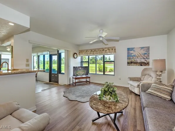 5925 Trailwinds Dr APT 911, Fort Myers, FL 33907