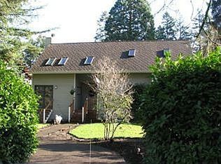 763 9th St, Lake Oswego, OR 97034