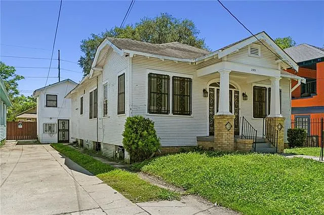 Photo 2 of 16 - 2305 Joliet St - New Orleans, LA Building Photo - 2305 Joliet St