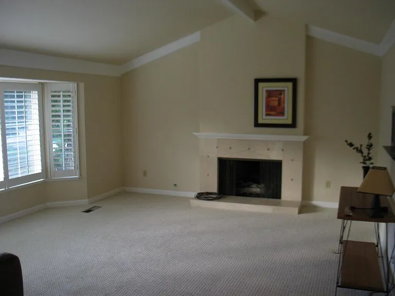 2491 Southview Dr — Photo 7