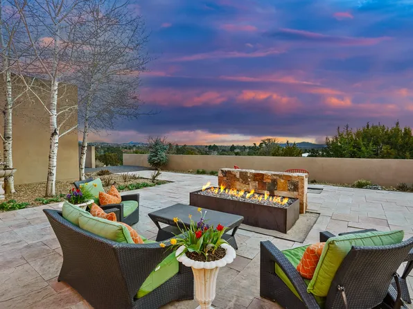 1858 Palacio Ln, Santa Fe, NM 87505