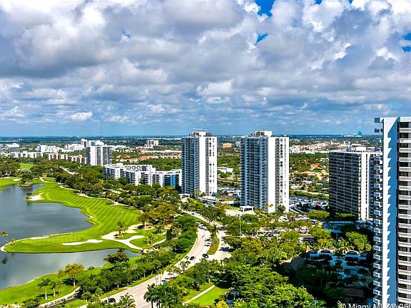 3rd image of 20191 E Country Club Dr APT Penthouse 5