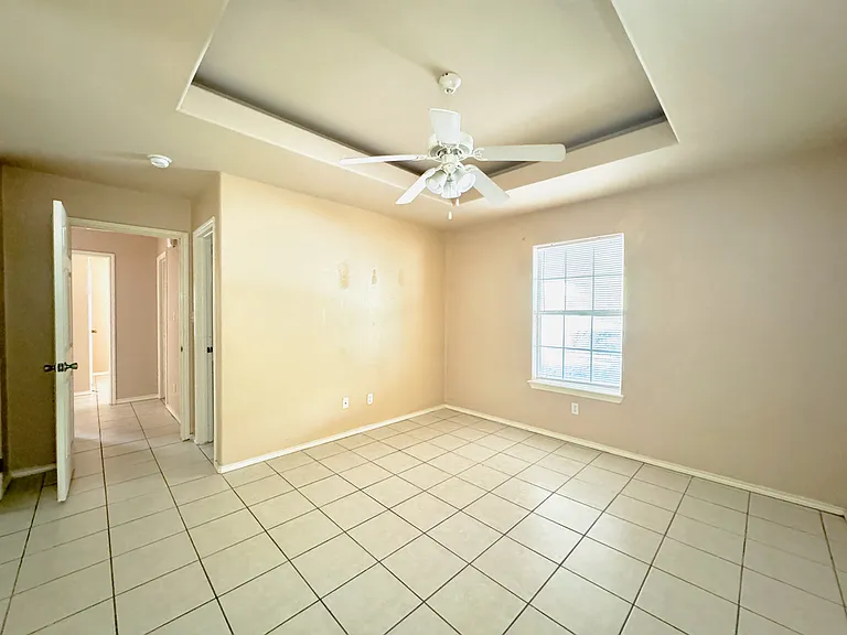 1409 Prosperity Dr #4 — Photo 7