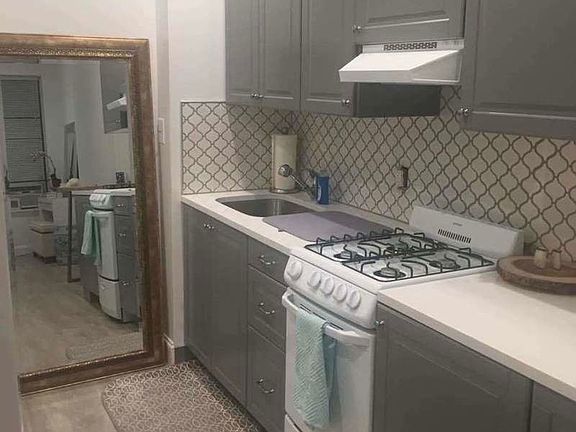 4th image of 344 E 76th St #16A