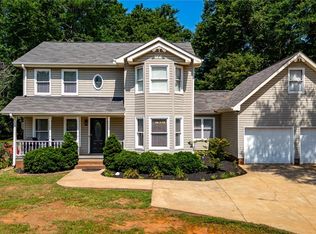 114 Bracken Ct, Liberty, SC 29657