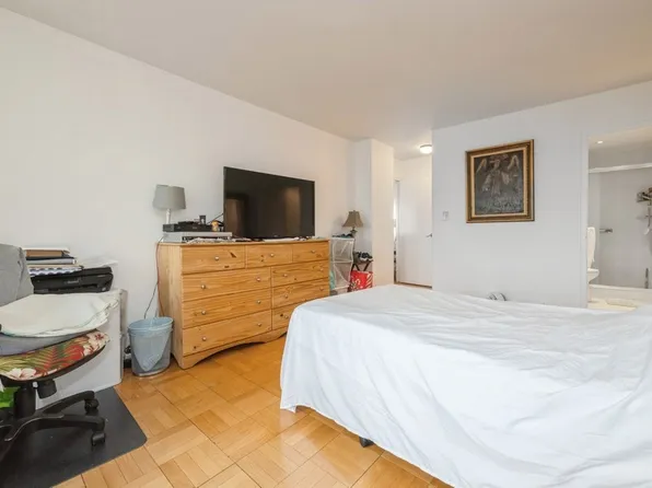 166-25 Powell Cove Boulevard image 28 of 42