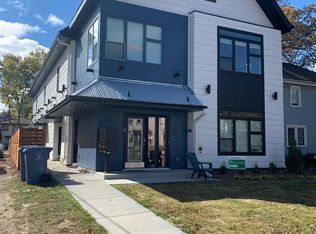 1016 4th St SE, Minneapolis, MN 55414