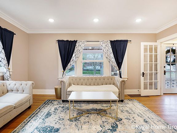 5th image of 328 Gladstone Ave SE
