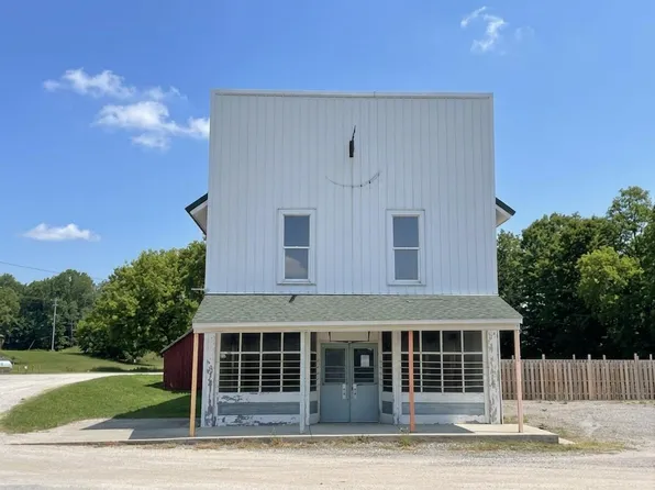 10978 E Eight Mile Rd, Luther, MI 49656