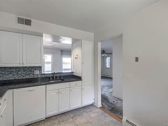 5th image of 1509 Eagle Bay Dr
