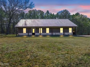 694 Harvill Rd, Huntington, TX 75949