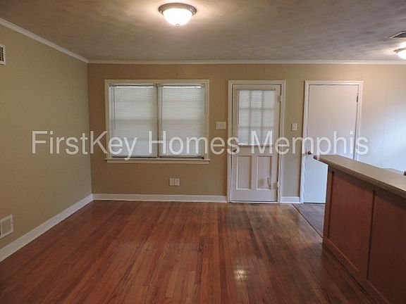 5th image of 5029 Woodlark Ave