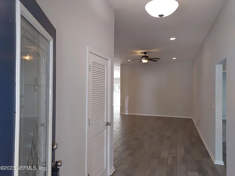 208 Midway Park Dr — Photo 6