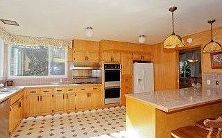 5th image of 10 Wilshire Ct