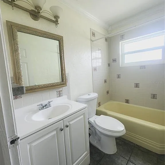 2023 Gold Ave — Photo 12