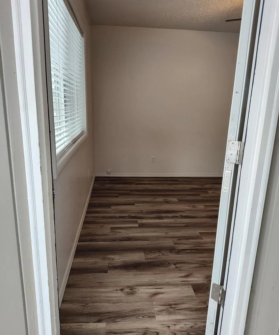 Studio, 600 sqft, $900 — Photo 2
