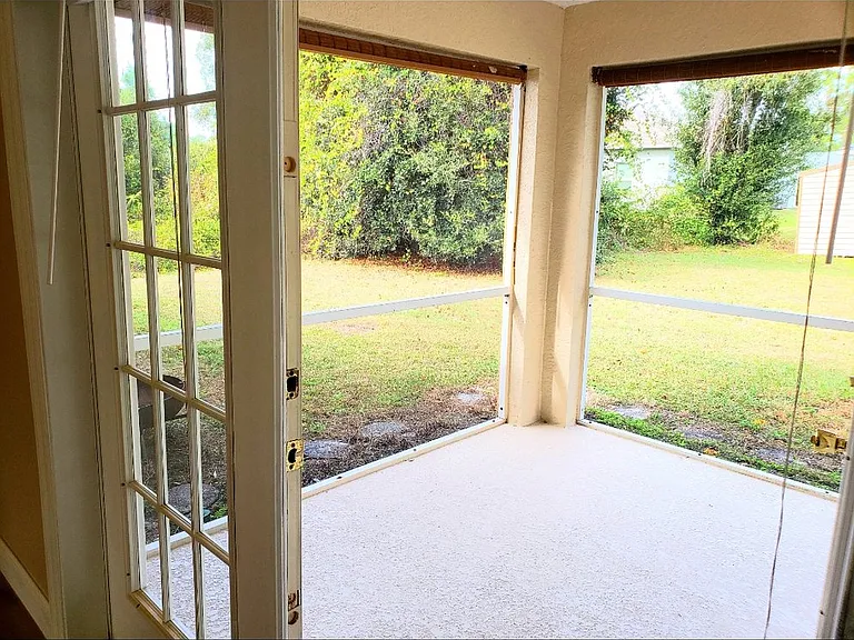 5526 Lavender Ave — Photo 12