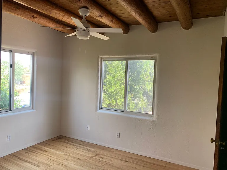 412 Cortez Pl — Photo 16