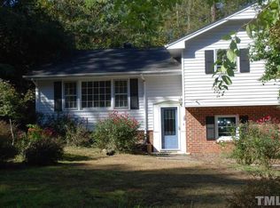 914 Hillview Dr, Cary, NC 27511